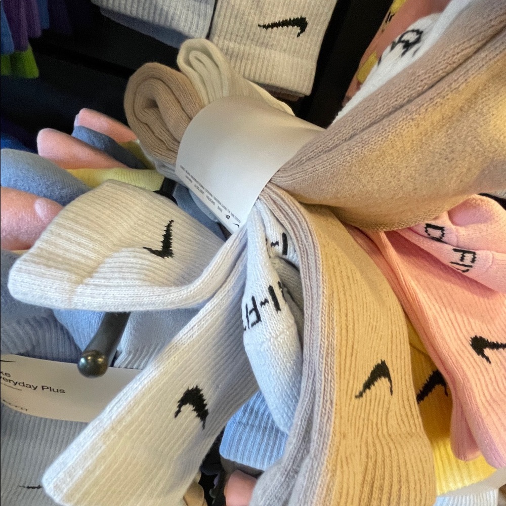 Nike Everyday Plus Socks - Light Gray and Yellow Pink and Purple Cream Tan 6pair - Picture 11 of 16